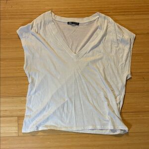 Zara White V-Neck Short Sleeve Top